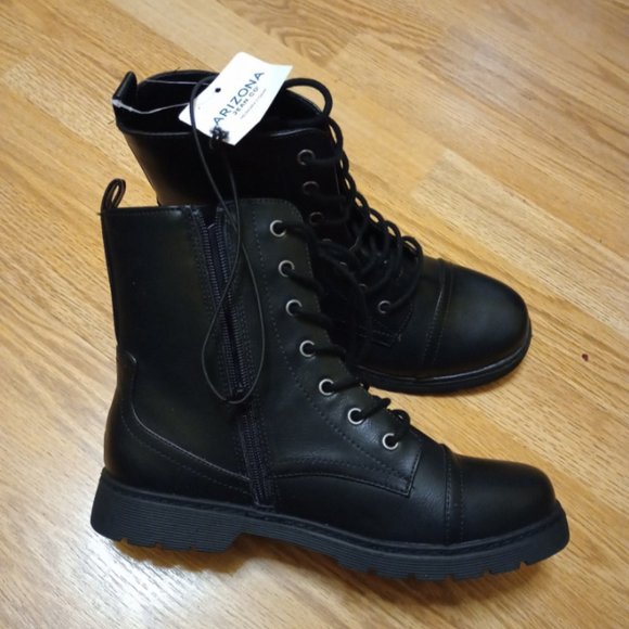 NWT Arizona Jeans Co Boots 8.5 - Picture 3 of 3